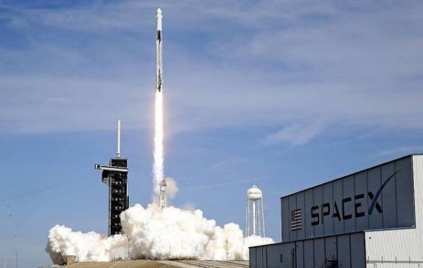 SpaceX запустит аппарат NASA для изучения спутника Юпитера в 2024 году