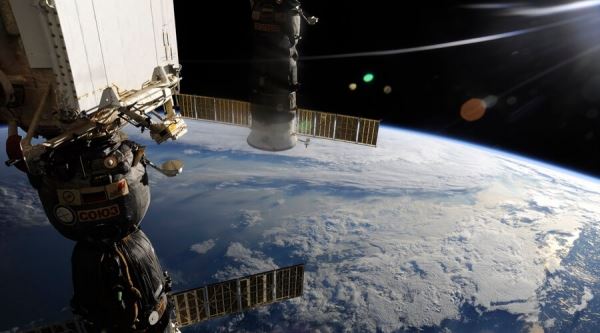 В напугавшем всю Россию модуле МКС очистили атмосферу