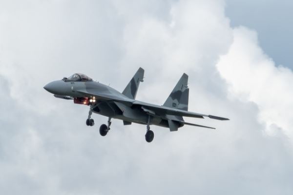 Dassault Rafale «подбил» во время учений российский Су-35